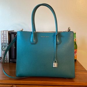 Micheal Kors Purse